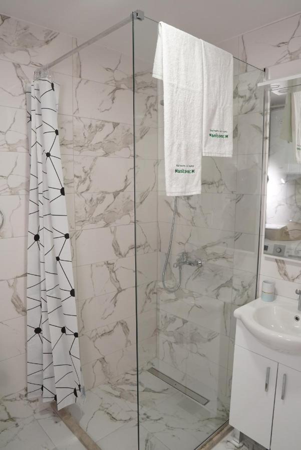 Apartments Manitovac M Nikšić Bagian luar foto