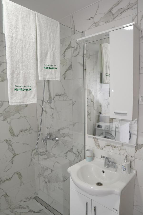 Apartments Manitovac M Nikšić Bagian luar foto