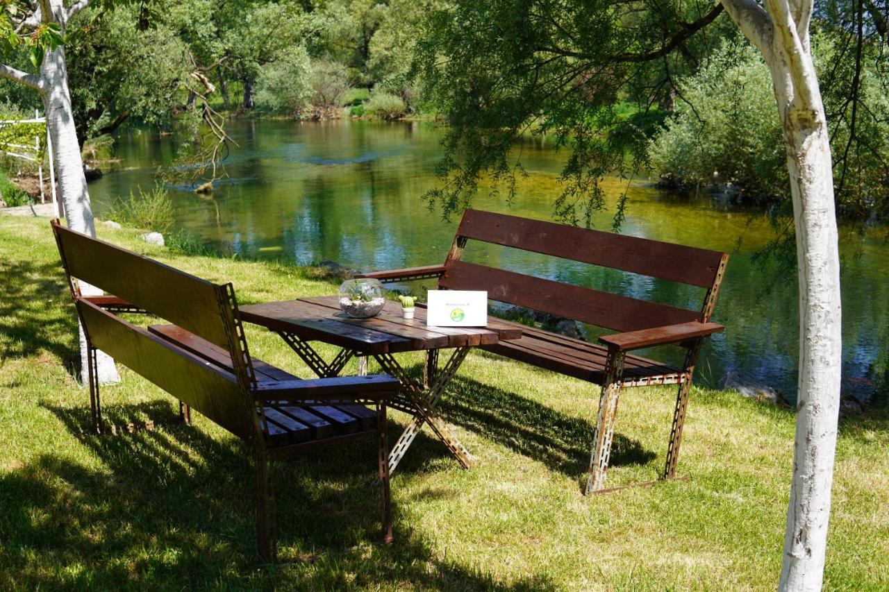 Apartments Manitovac M Nikšić Bagian luar foto